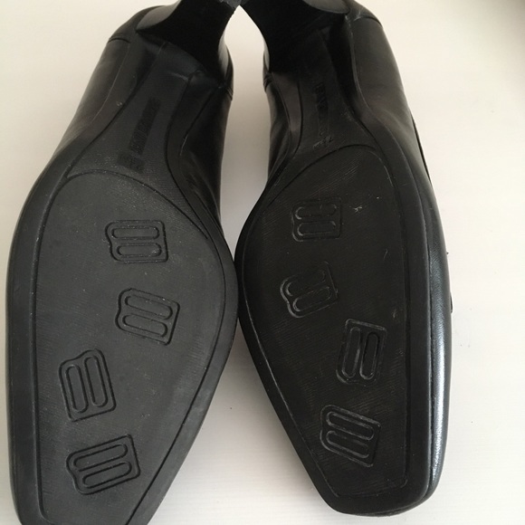 Bandolino Black Leather Pumps -size 7 1/2 M - Picture 6 of 7